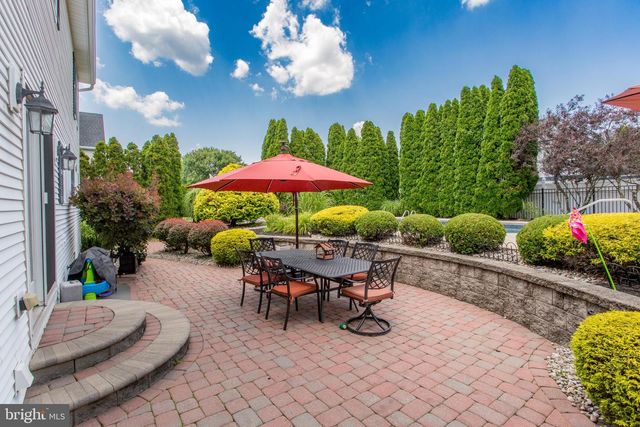 16 MARJORIE WAY, Hamilton, NJ 08690