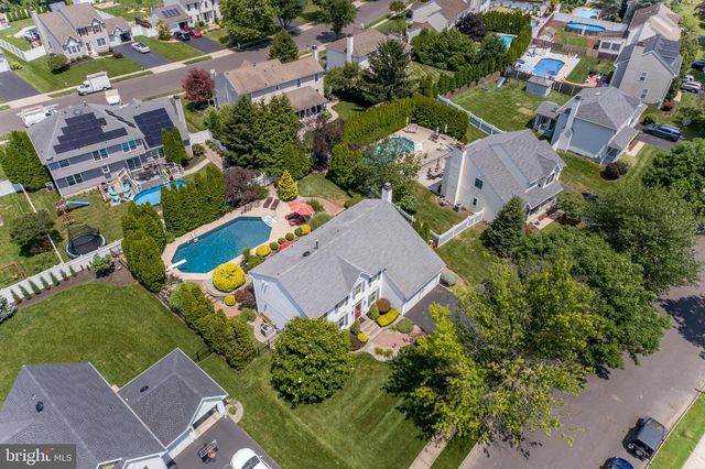 16 MARJORIE WAY, Hamilton, NJ 08690