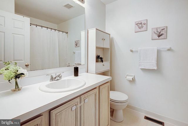 6 KIMBERLY DR, Middletown, DE 19709