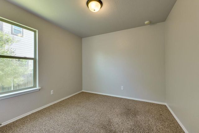 210 Cushman DR, Kyle, TX 78640