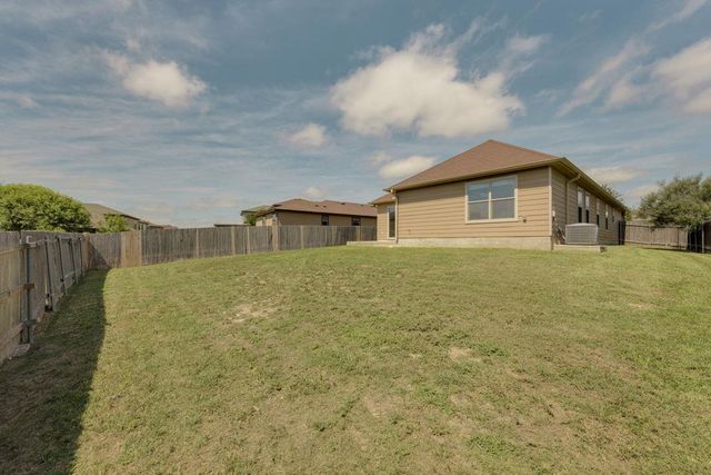 210 Cushman DR, Kyle, TX 78640