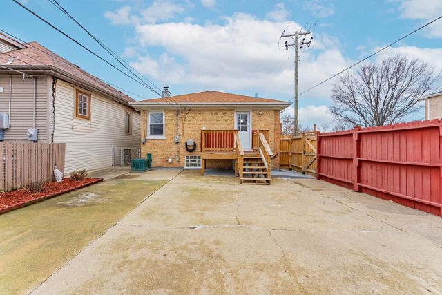 2259 N Natchez Avenue, Chicago, IL 60707