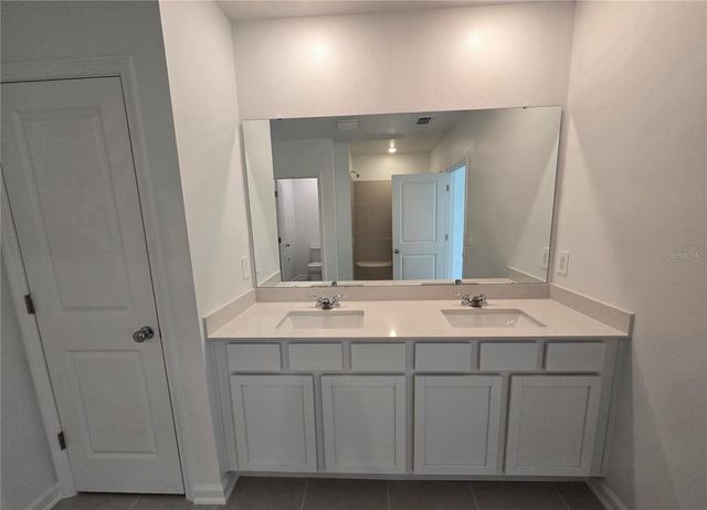 1582 LOXLEY TRAIL, Kissimmee, FL 34746