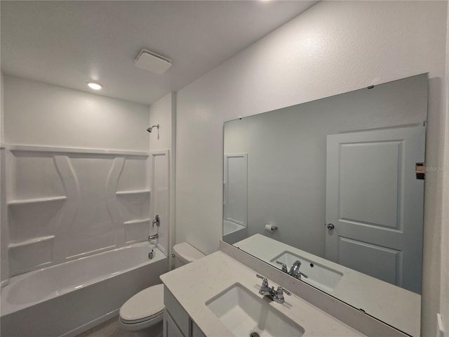 1582 LOXLEY TRAIL, Kissimmee, FL 34746