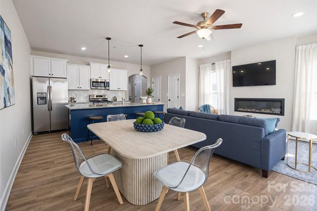 3114 Aberleaf Lane, Charlotte, NC 28227