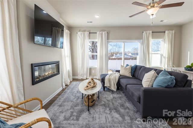 3114 Aberleaf Lane, Charlotte, NC 28227