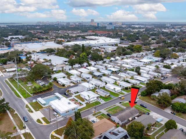 1285 S BETTY LANE, Clearwater, FL 33756