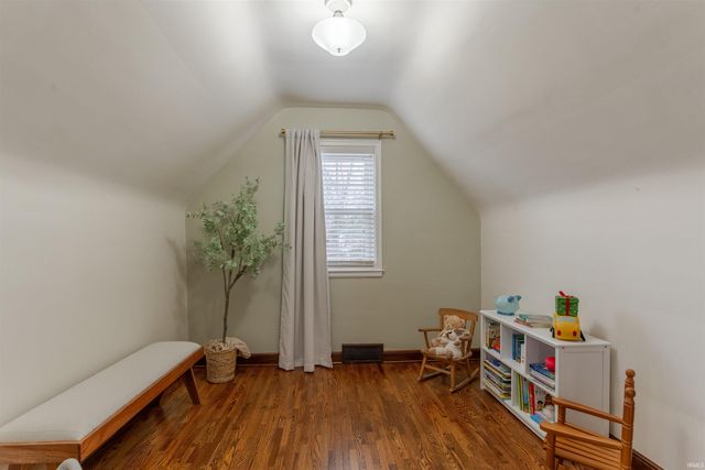 2323 E Mulberry Street, Evansville, IN 47714