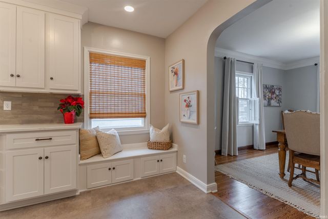 2323 E Mulberry Street, Evansville, IN 47714