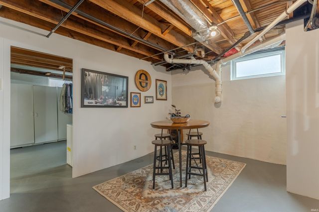 2323 E Mulberry Street, Evansville, IN 47714