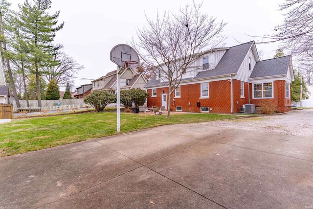 2323 E Mulberry Street, Evansville, IN 47714