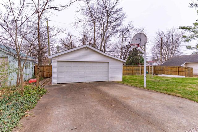 2323 E Mulberry Street, Evansville, IN 47714