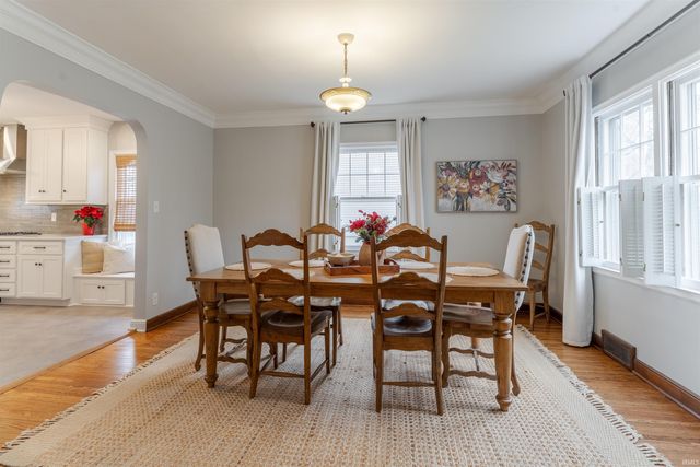 2323 E Mulberry Street, Evansville, IN 47714