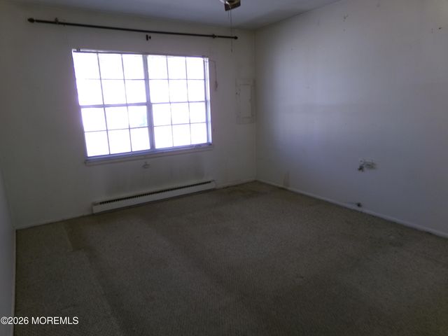 300A W Malvern Court A, Lakewood, NJ 08701