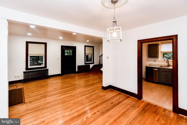 1308 45TH PL SE, Washington, DC 20019