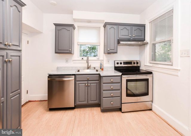 1308 45TH PL SE, Washington, DC 20019