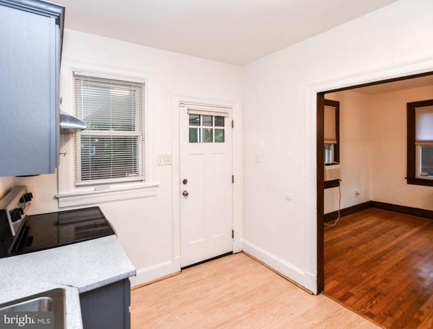 1308 45TH PL SE, Washington, DC 20019