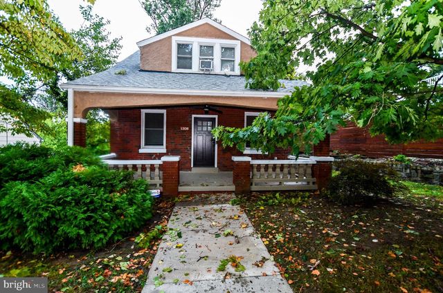 1308 45TH PL SE, Washington, DC 20019
