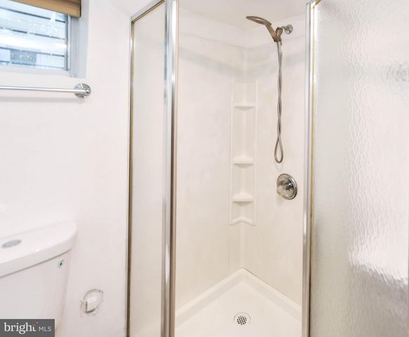 1308 45TH PL SE, Washington, DC 20019