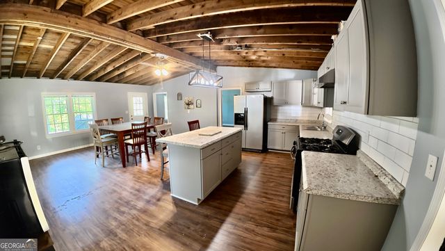 67 Glover Circle, Newnan, GA 30263