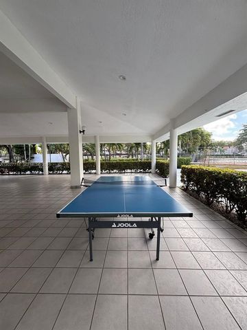 6492 SW 129th Ave, Miami, FL 33183