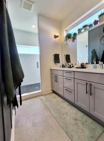 18 E 16th Street, Chattanooga, TN 37408