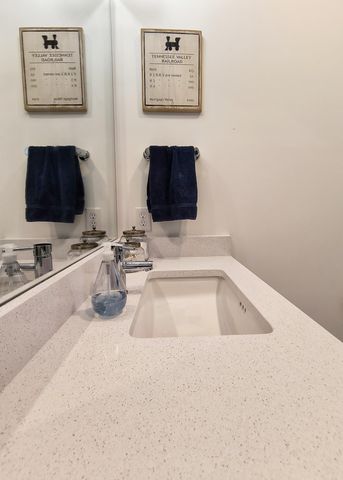 18 E 16th Street, Chattanooga, TN 37408