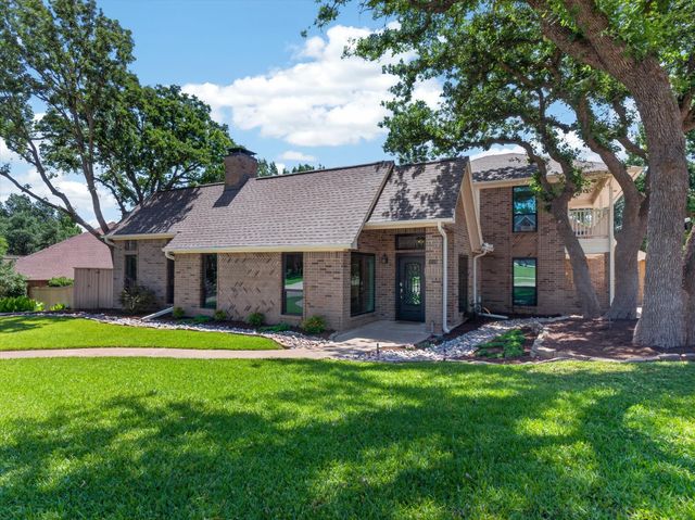 1515 Mission Hills Lane, Corinth, TX 76210