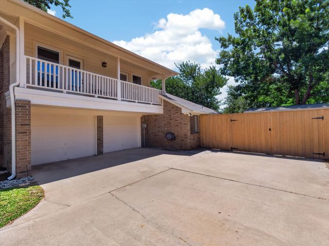 1515 Mission Hills Lane, Corinth, TX 76210