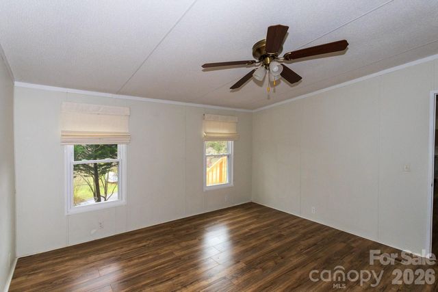 10 Savannah Circle, Leicester, NC 28748