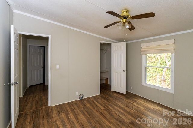 10 Savannah Circle, Leicester, NC 28748