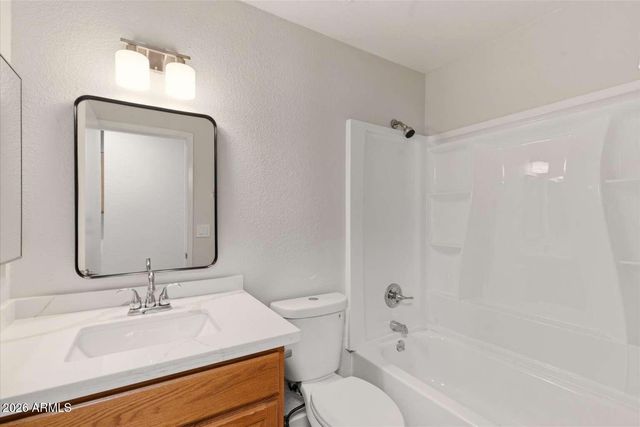 1734 E DARREL Road, Phoenix, AZ 85042