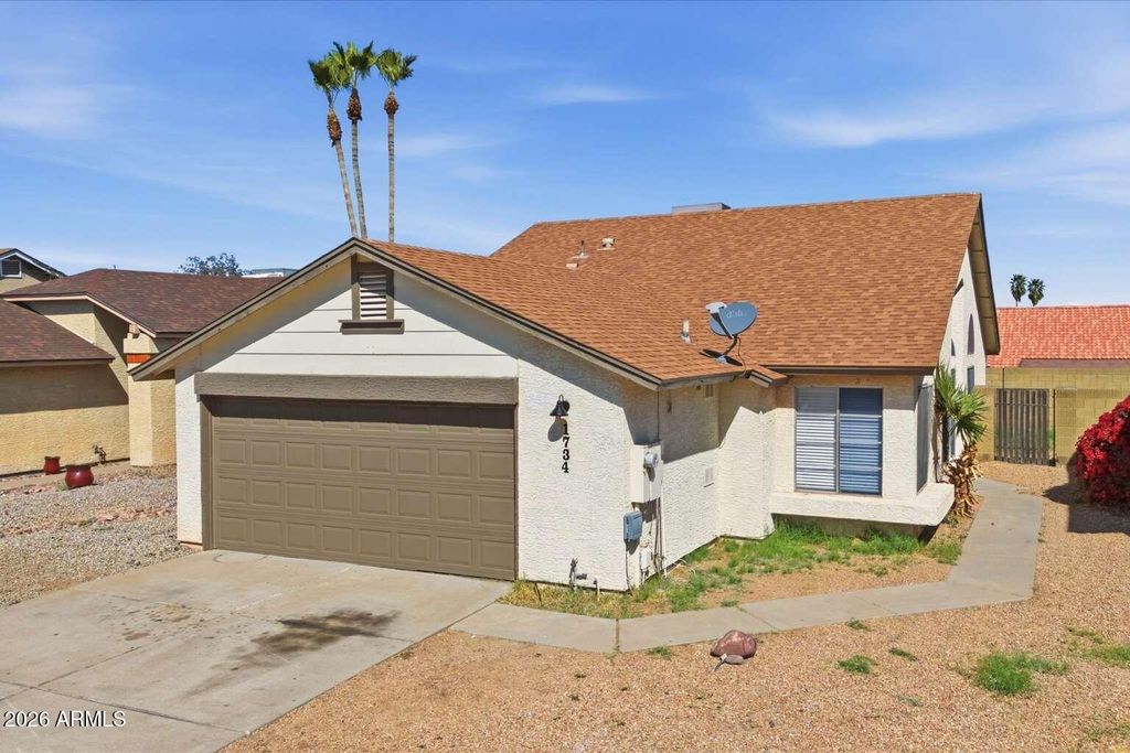 1734 E DARREL Road, Phoenix, AZ 85042
