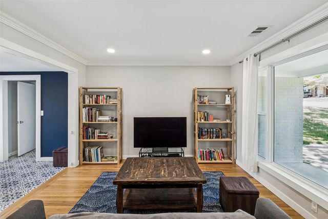 11609 Colmar Street, Dallas, TX 75218