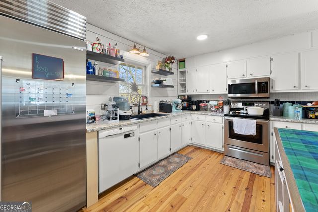 431 Clover Leaf Road, Cleveland, GA 30528