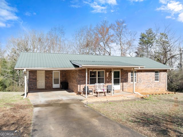 431 Clover Leaf Road, Cleveland, GA 30528