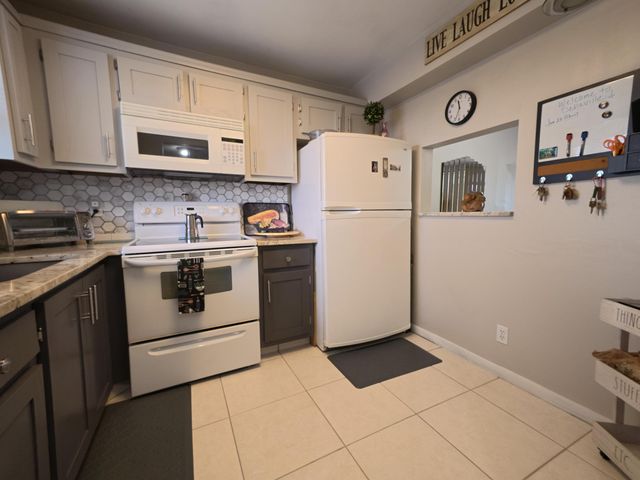 4640 W Lucerne Lakes Blvd W W 404, Lake Worth, FL 33467