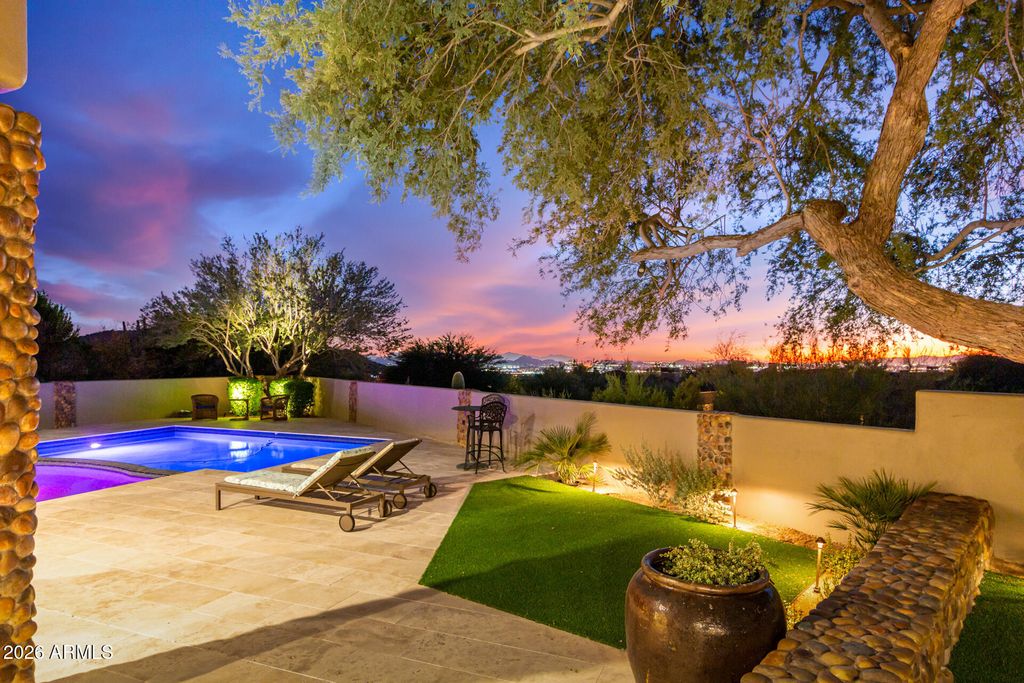 Image 6 of property listing at 25022 N 107th Place, Scottsdale, AZ 85255