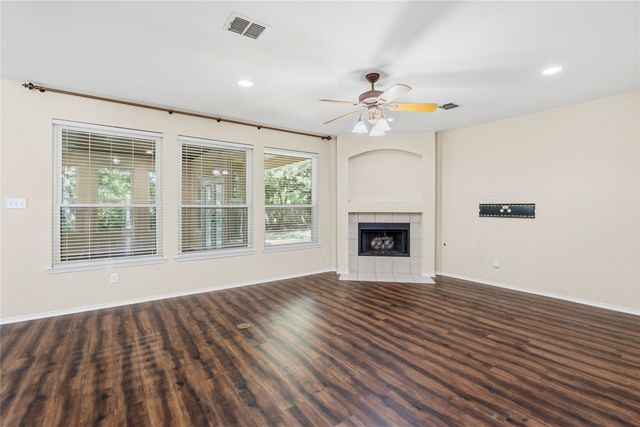 725 Big Horn Trail, Crowley, TX 76036
