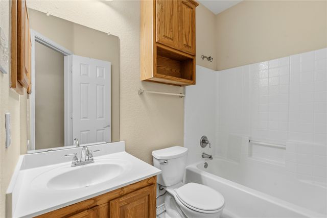 725 Big Horn Trail, Crowley, TX 76036