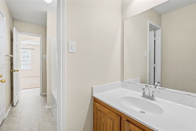 725 Big Horn Trail, Crowley, TX 76036