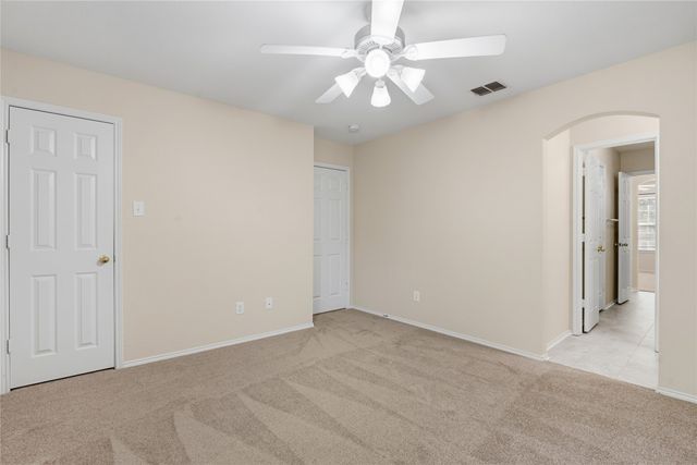 725 Big Horn Trail, Crowley, TX 76036