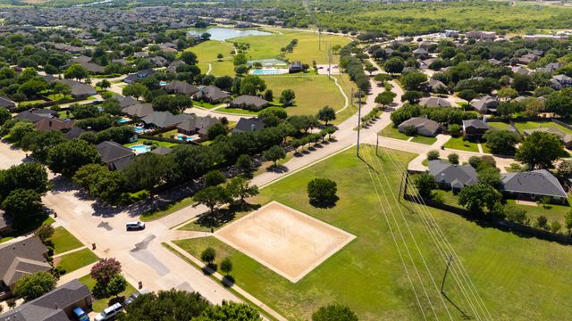 725 Big Horn Trail, Crowley, TX 76036