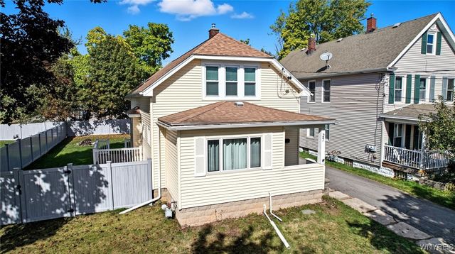 27 Saint Joseph Street, Lancaster, NY 14086