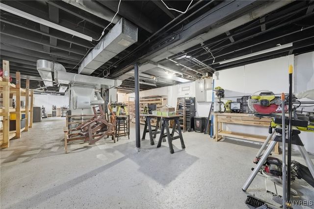 27 Saint Joseph Street, Lancaster, NY 14086