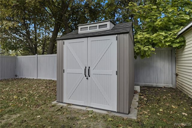 27 Saint Joseph Street, Lancaster, NY 14086