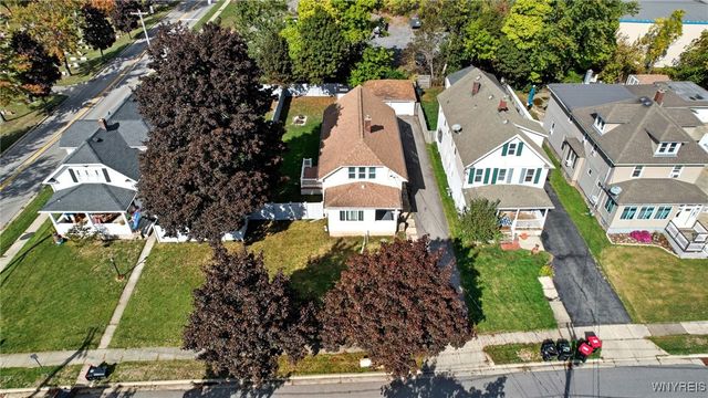 27 Saint Joseph Street, Lancaster, NY 14086