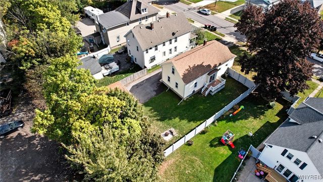 27 Saint Joseph Street, Lancaster, NY 14086