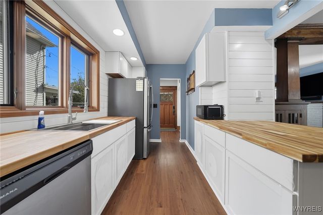 27 Saint Joseph Street, Lancaster, NY 14086