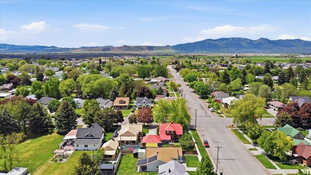 96 N 100 W, Preston, ID 83263